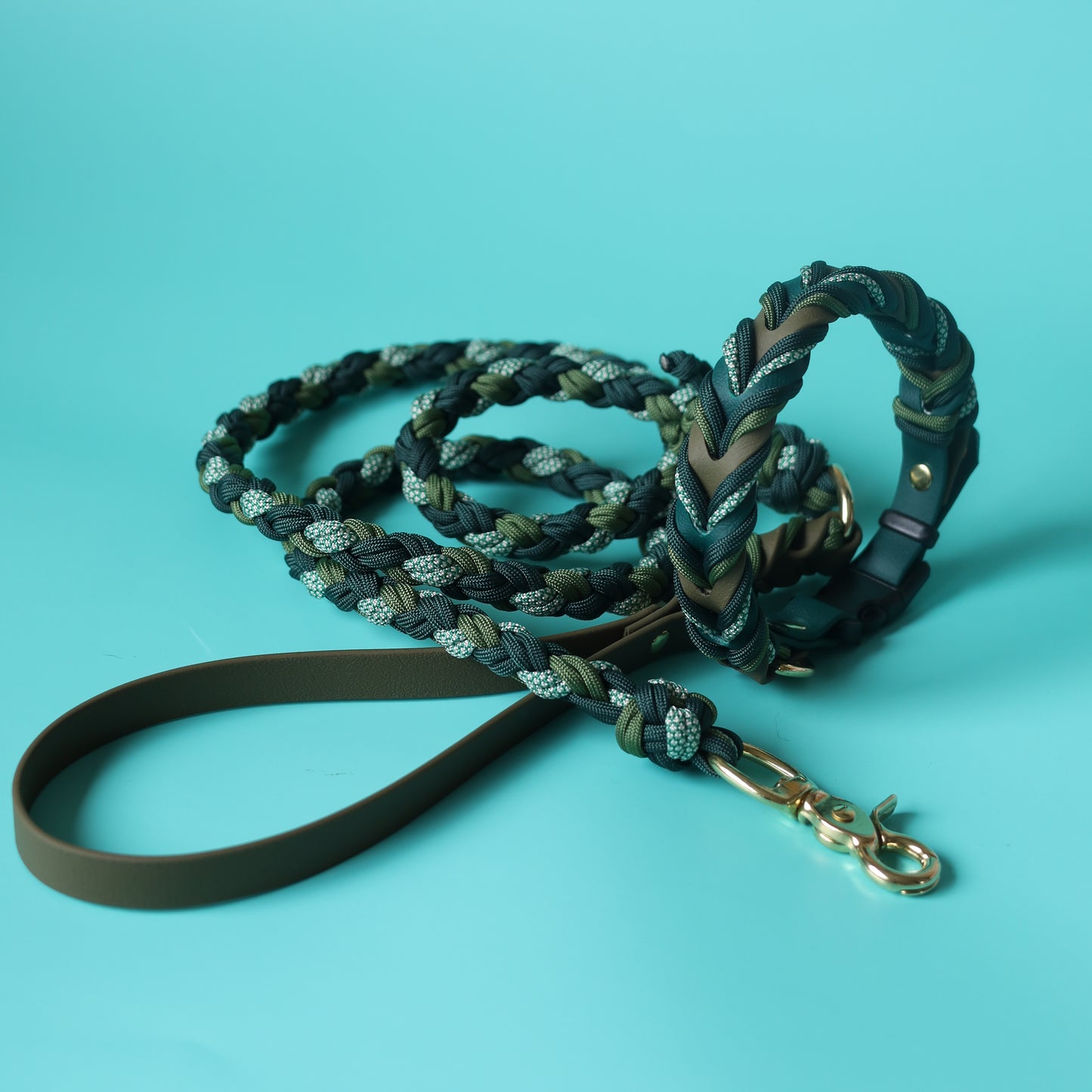 Braided paracord leash with Biothane handle - Olive
