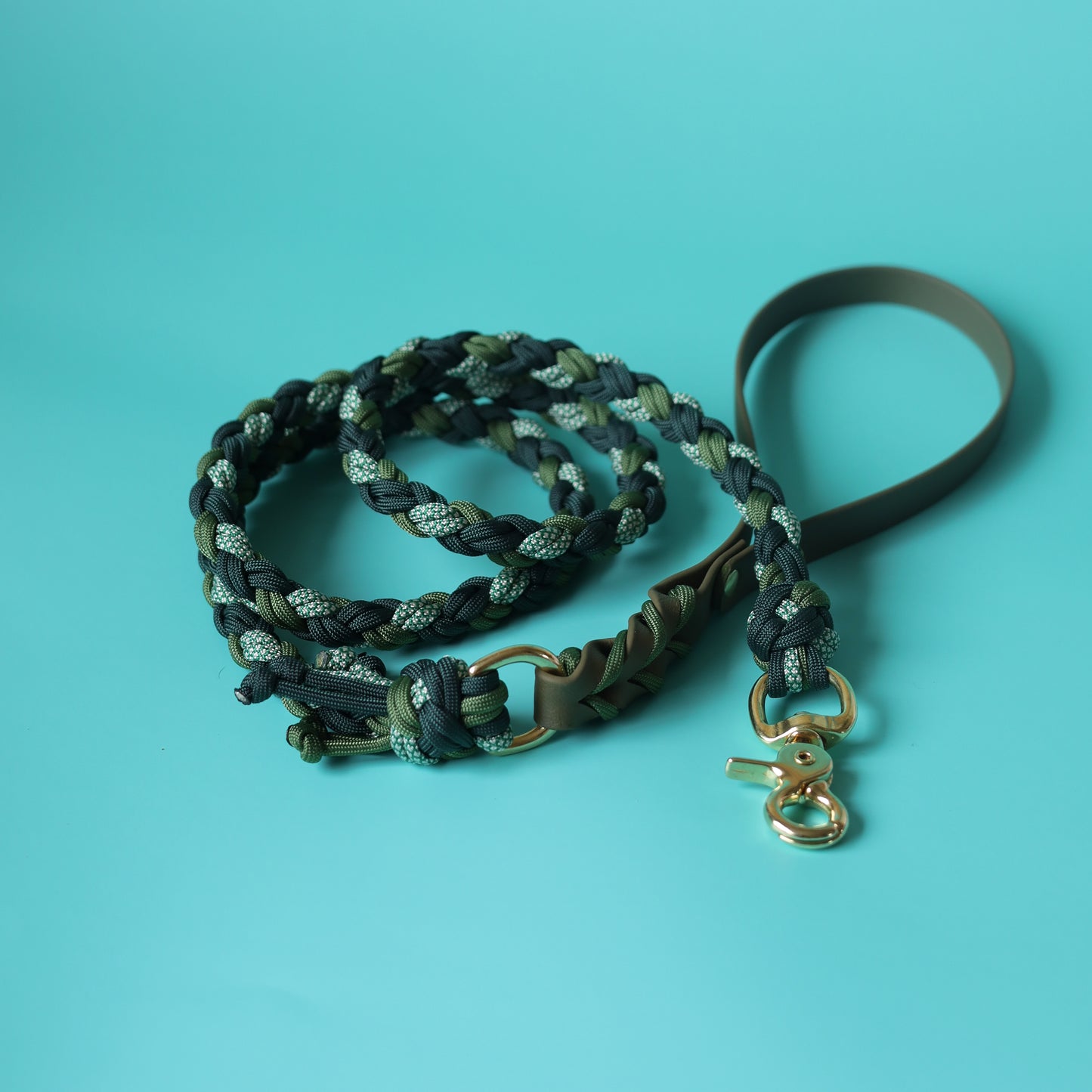 Braided paracord leash with Biothane handle - Olive