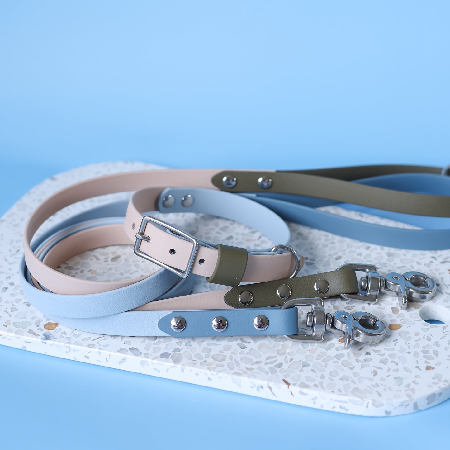 Classic flat collar - two tones