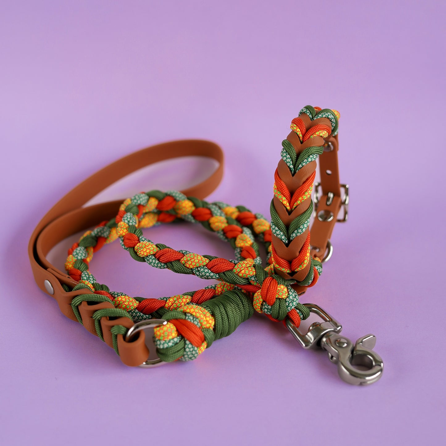 Braided paracord leash with Biothane handle - Maple